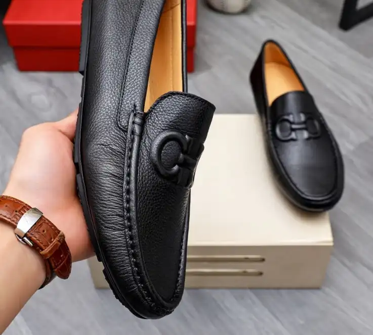 hype Ferragamo Leather Shoes