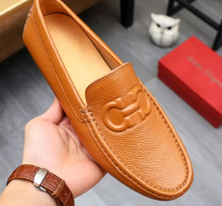 hype Ferragamo Leather Shoes