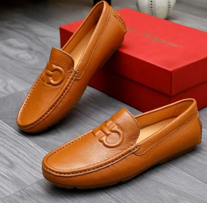 hype Ferragamo Leather Shoes