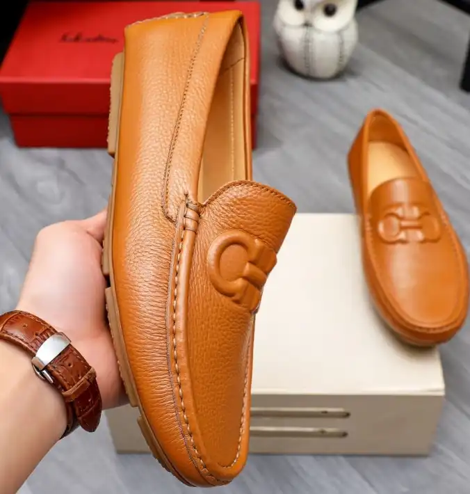 hype Ferragamo Leather Shoes