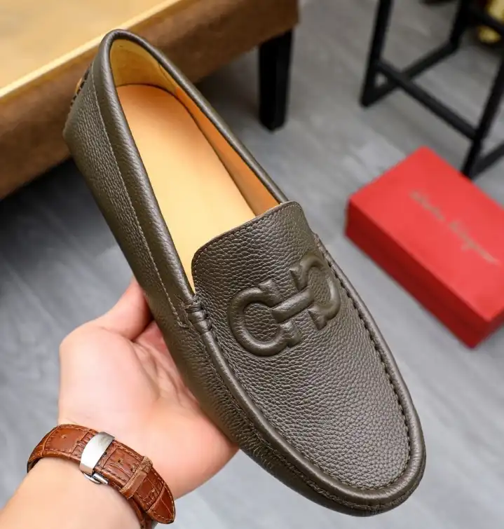 hype Ferragamo Leather Shoes