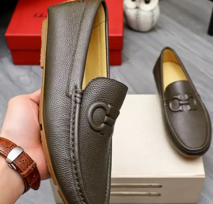 hype Ferragamo Leather Shoes