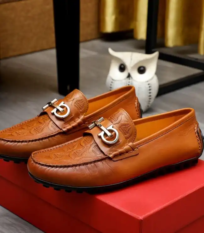 hype Ferragamo Leather Shoes