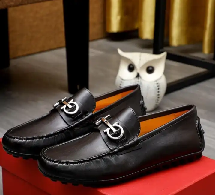 hype Ferragamo Leather Shoes