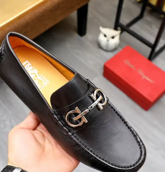 hype Ferragamo Leather Shoes