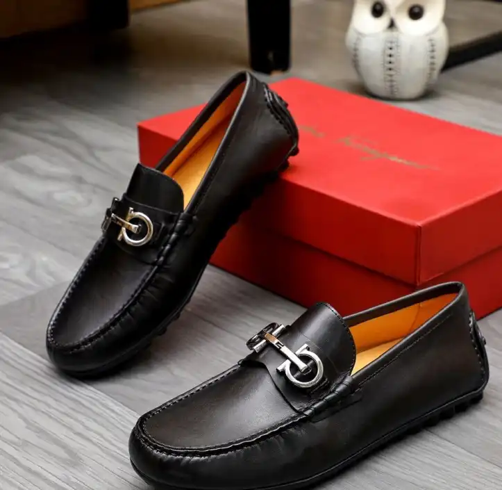 hype Ferragamo Leather Shoes