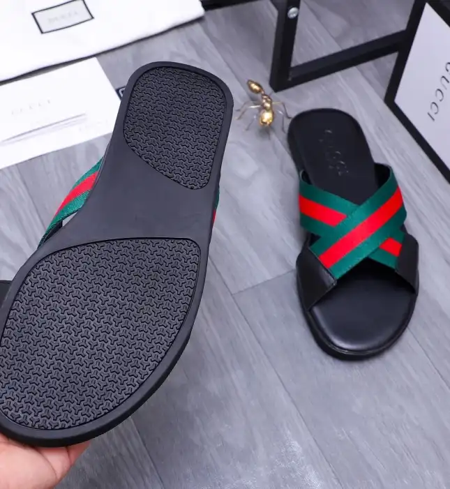 hype Gucci Slippers