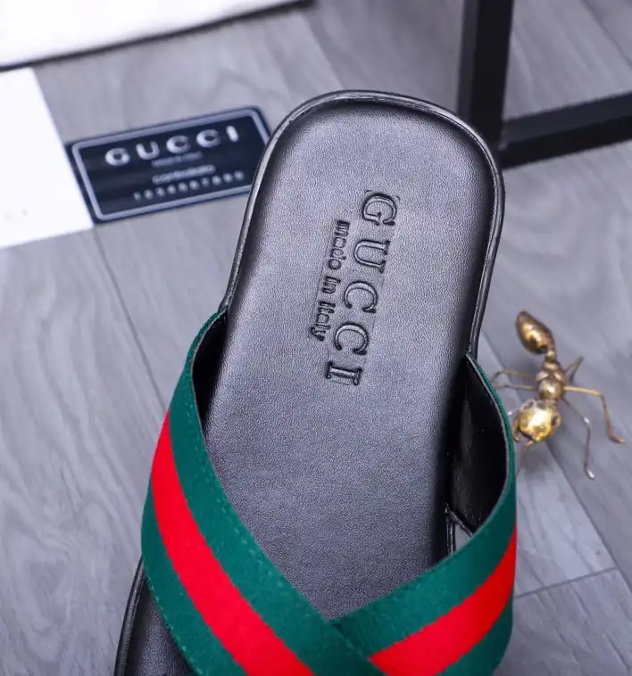 hype Gucci Slippers