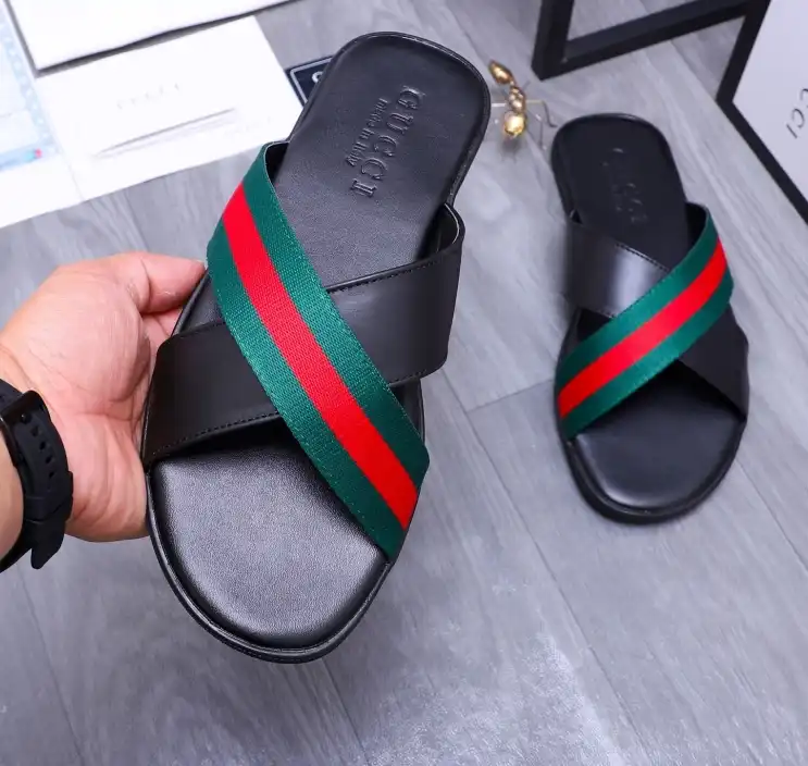 hype Gucci Slippers