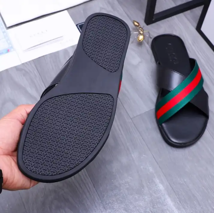 hype Gucci Slippers