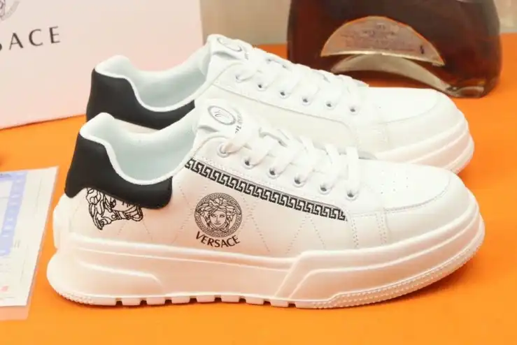 hype Givenchy Sneakers