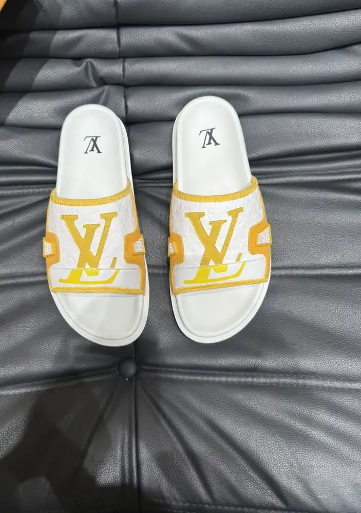 hype LV Slippers