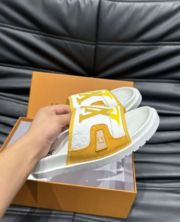 hype LV Slippers