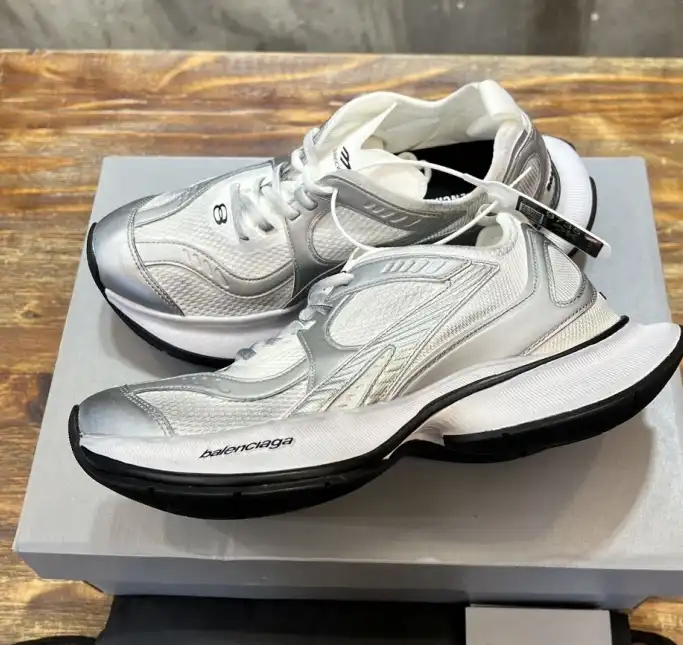 hype Balenciaga Sneakers