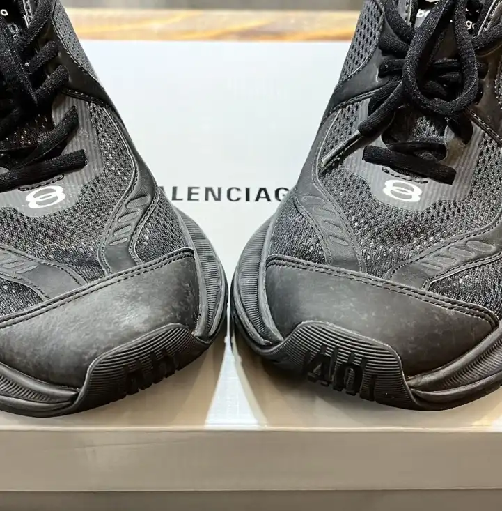 hype Balenciaga Sneakers