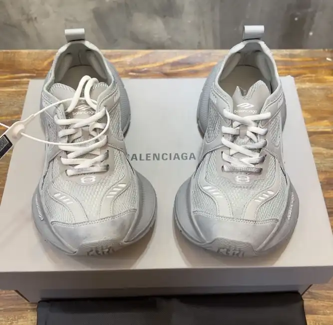 hype Balenciaga Sneakers