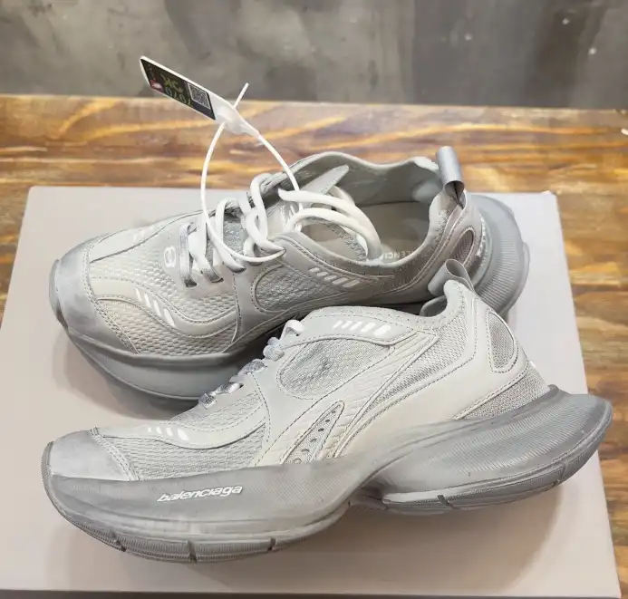 hype Balenciaga Sneakers