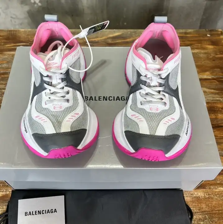 hype Balenciaga Sneakers