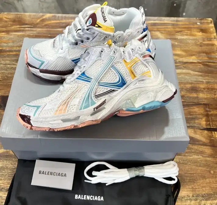 hype Balenciaga Sneakers