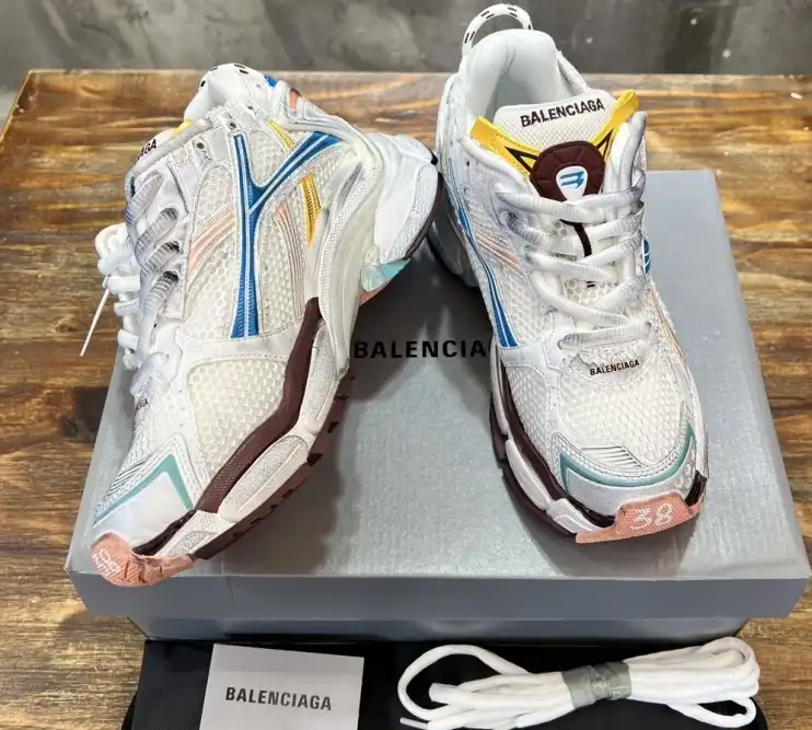 hype Balenciaga Sneakers