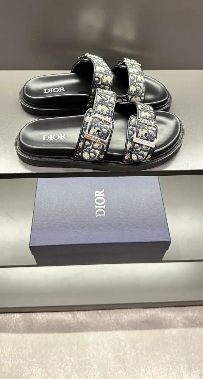 hype Christian Dior Slippers