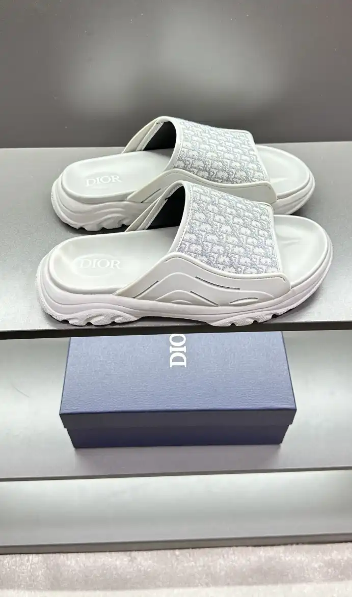 hype Christian Dior Slippers