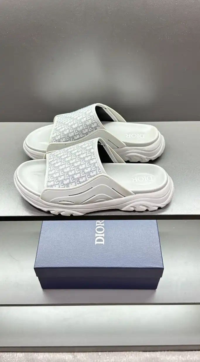 hype Christian Dior Slippers