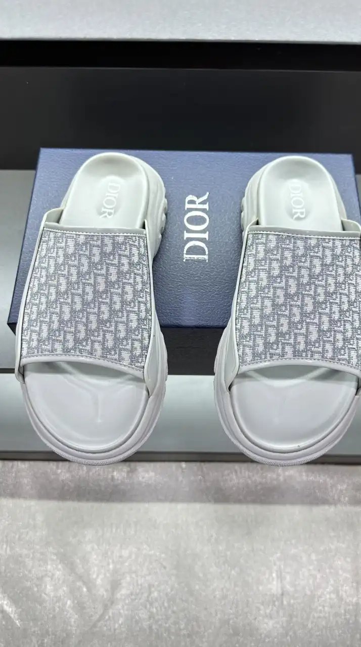 hype Christian Dior Slippers