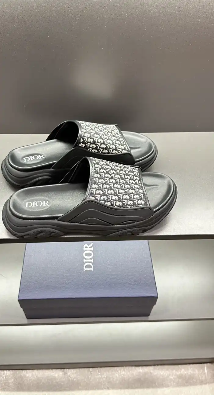 hype Christian Dior Slippers