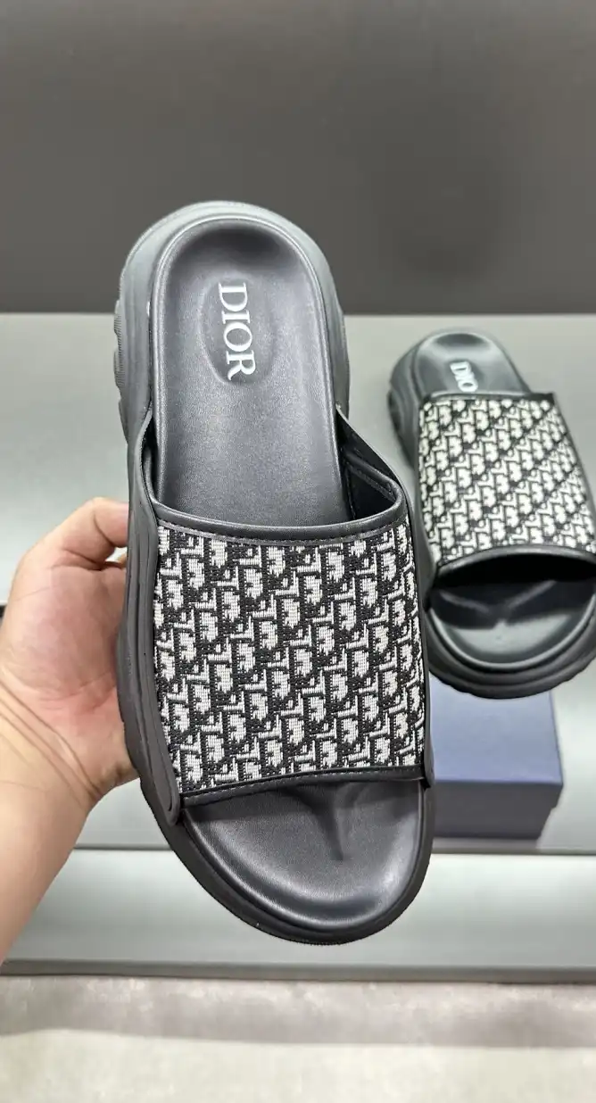 hype Christian Dior Slippers