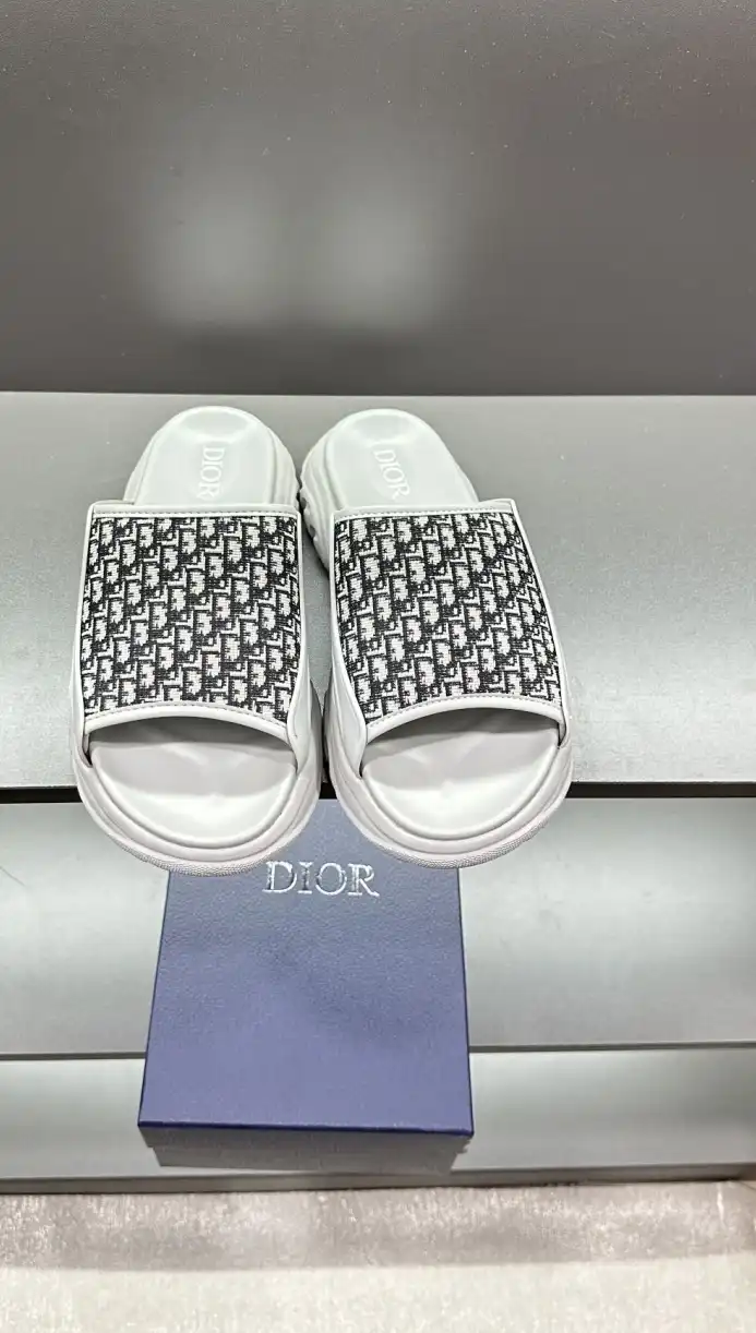 hype Christian Dior Slippers