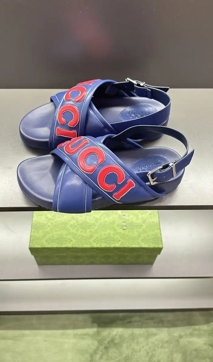 hype Gucci Sandals