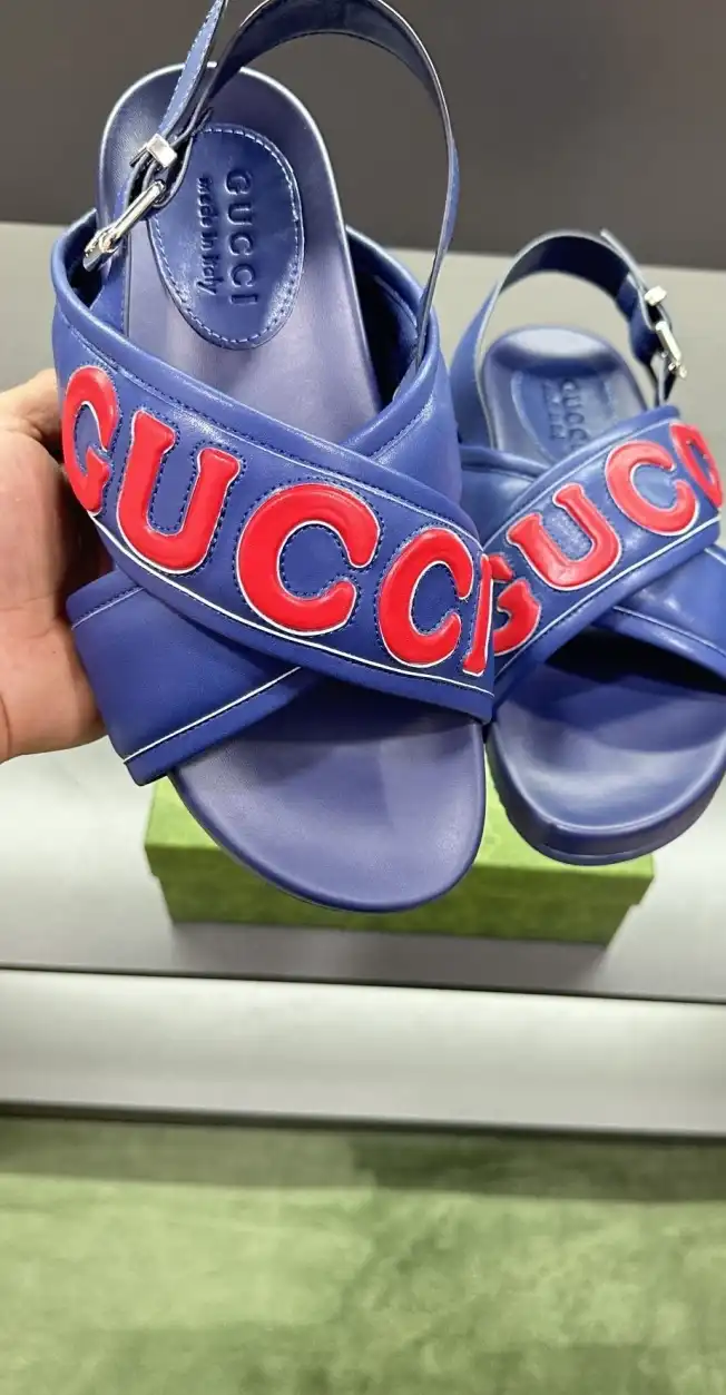 hype Gucci Sandals