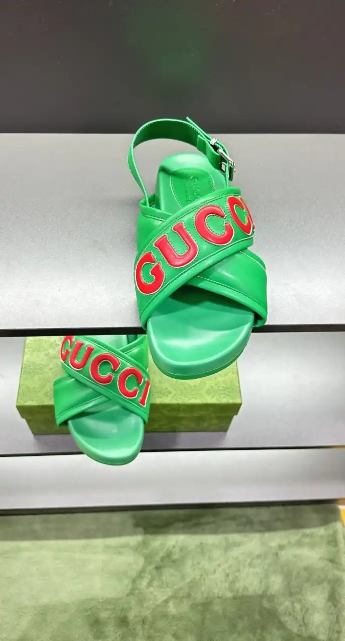 hype Gucci Sandals