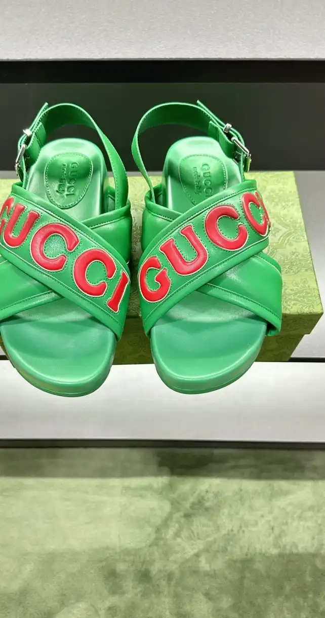 hype Gucci Sandals