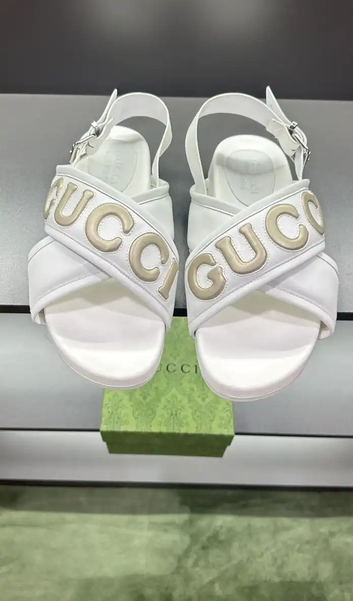 hype Gucci Sandals