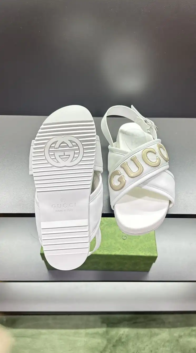 hype Gucci Sandals