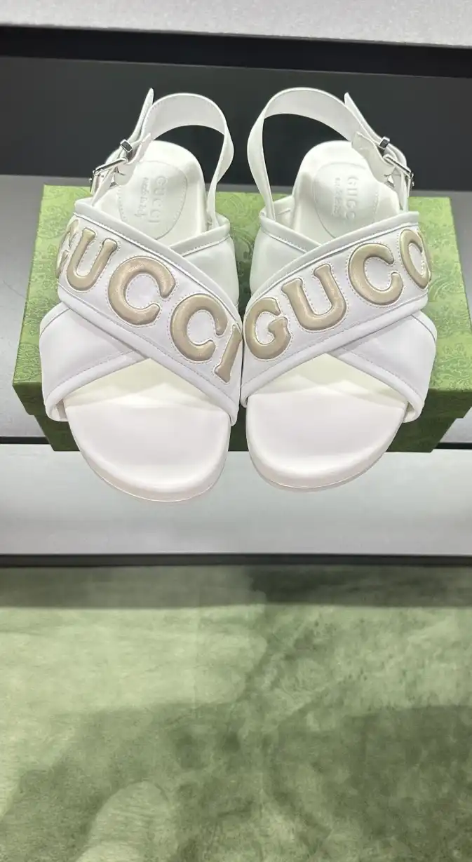 hype Gucci Sandals