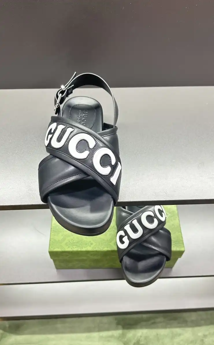 hype Gucci Sandals