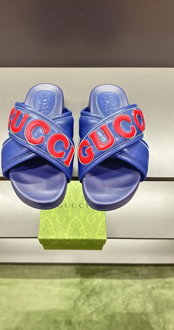 hype Gucci Slippers