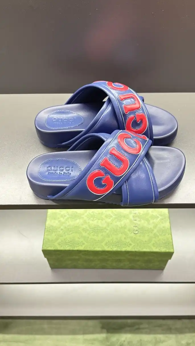 hype Gucci Slippers