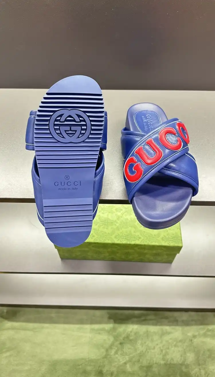 hype Gucci Slippers