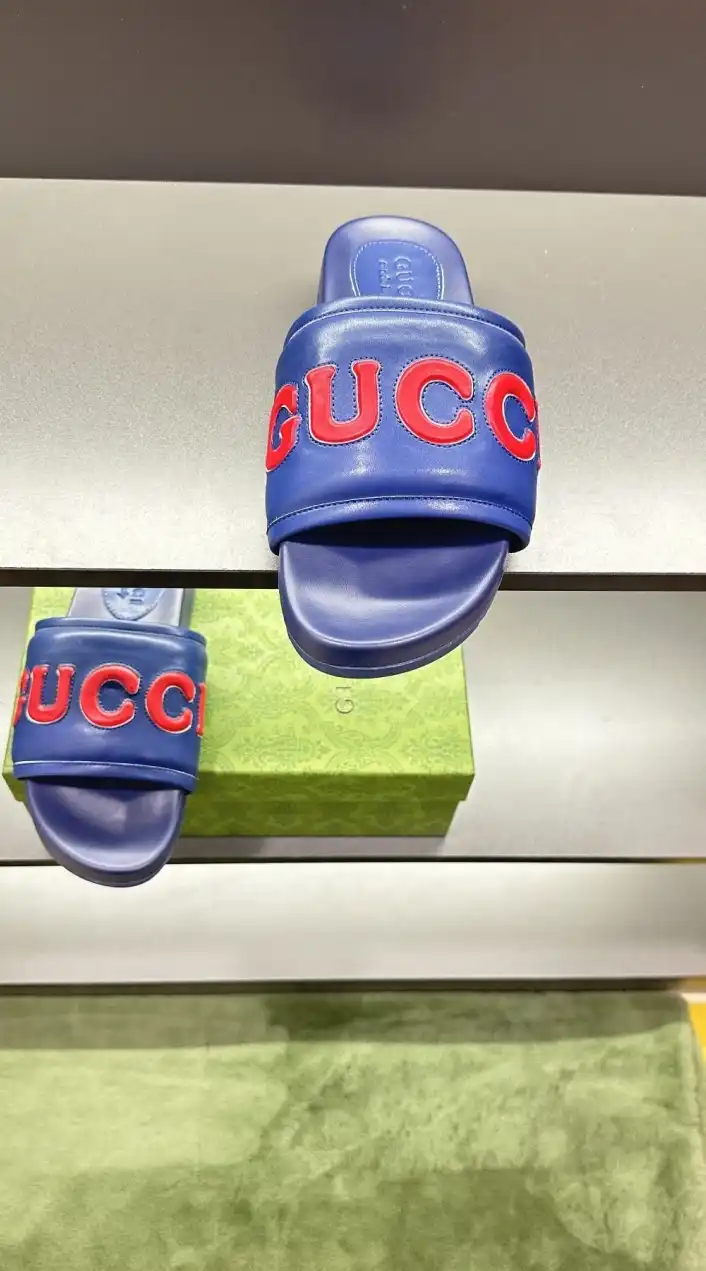 hype Gucci Slippers