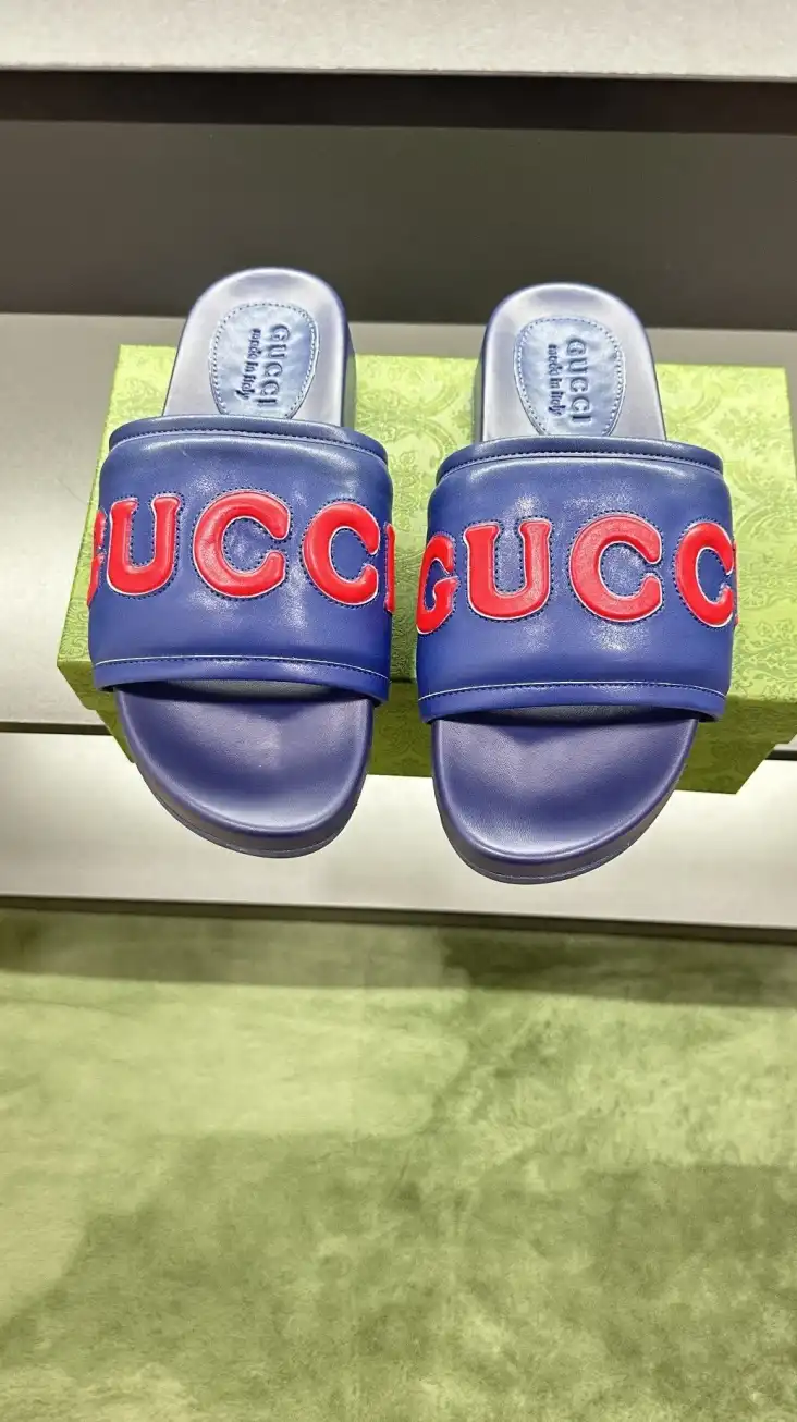 hype Gucci Slippers