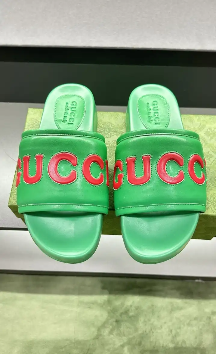 hype Gucci Slippers