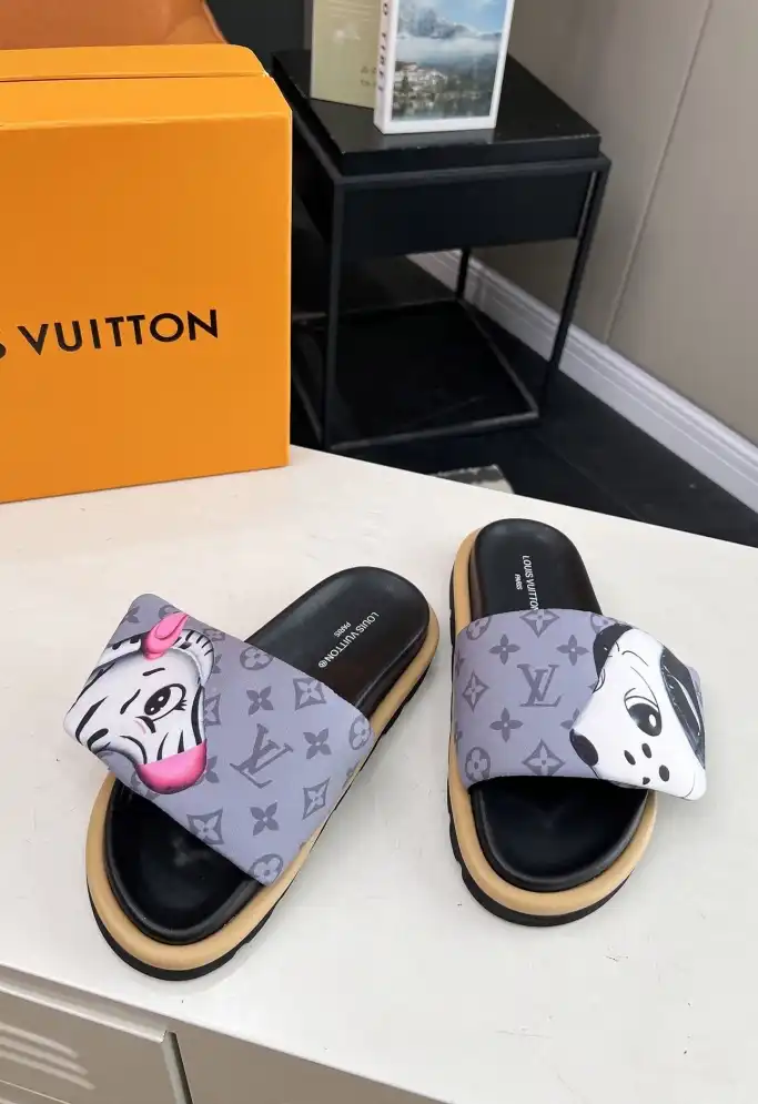 hype LV Slippers