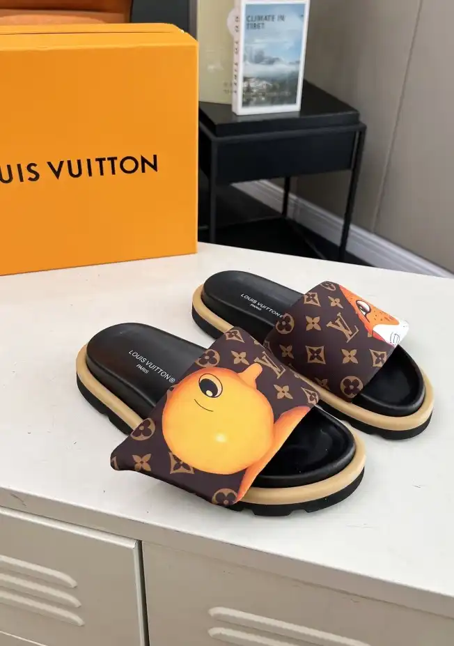 hype LV Slippers