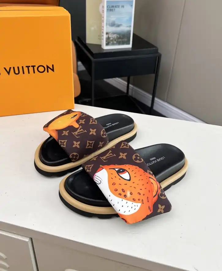 hype LV Slippers