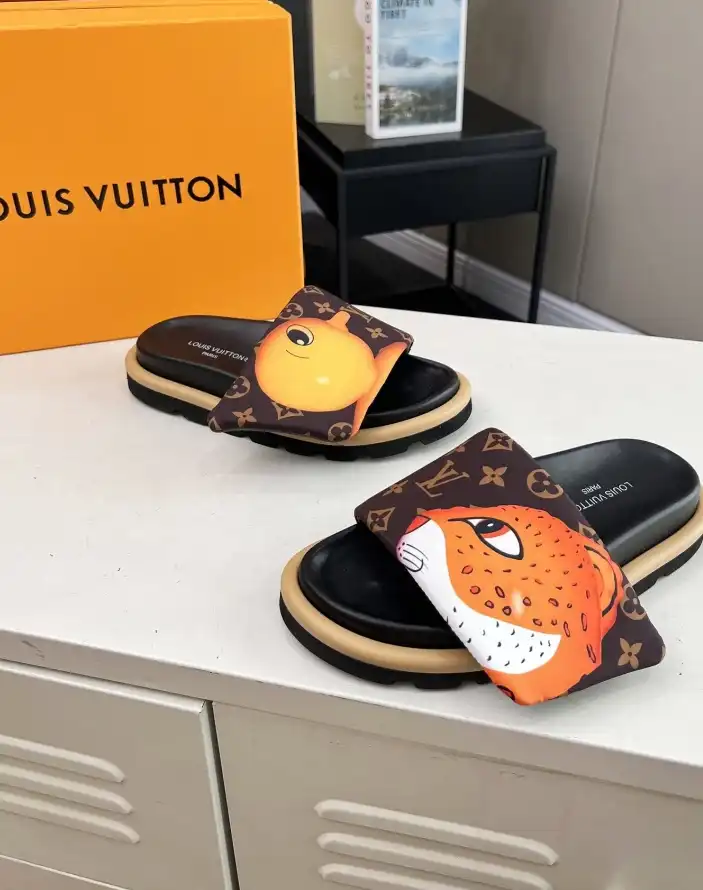 hype LV Slippers