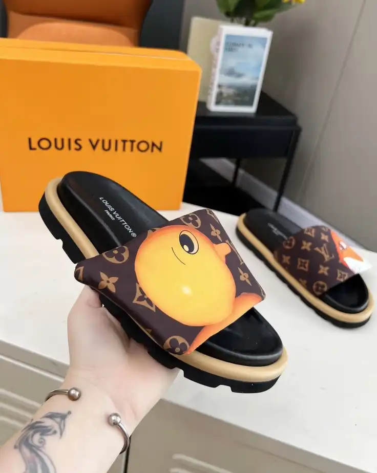 hype LV Slippers